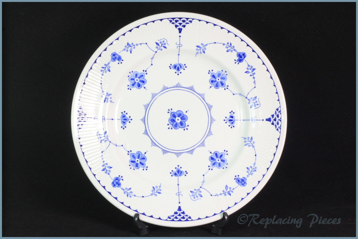 Furnivals - Denmark Blue - 8 7/8" Luncheon Plate