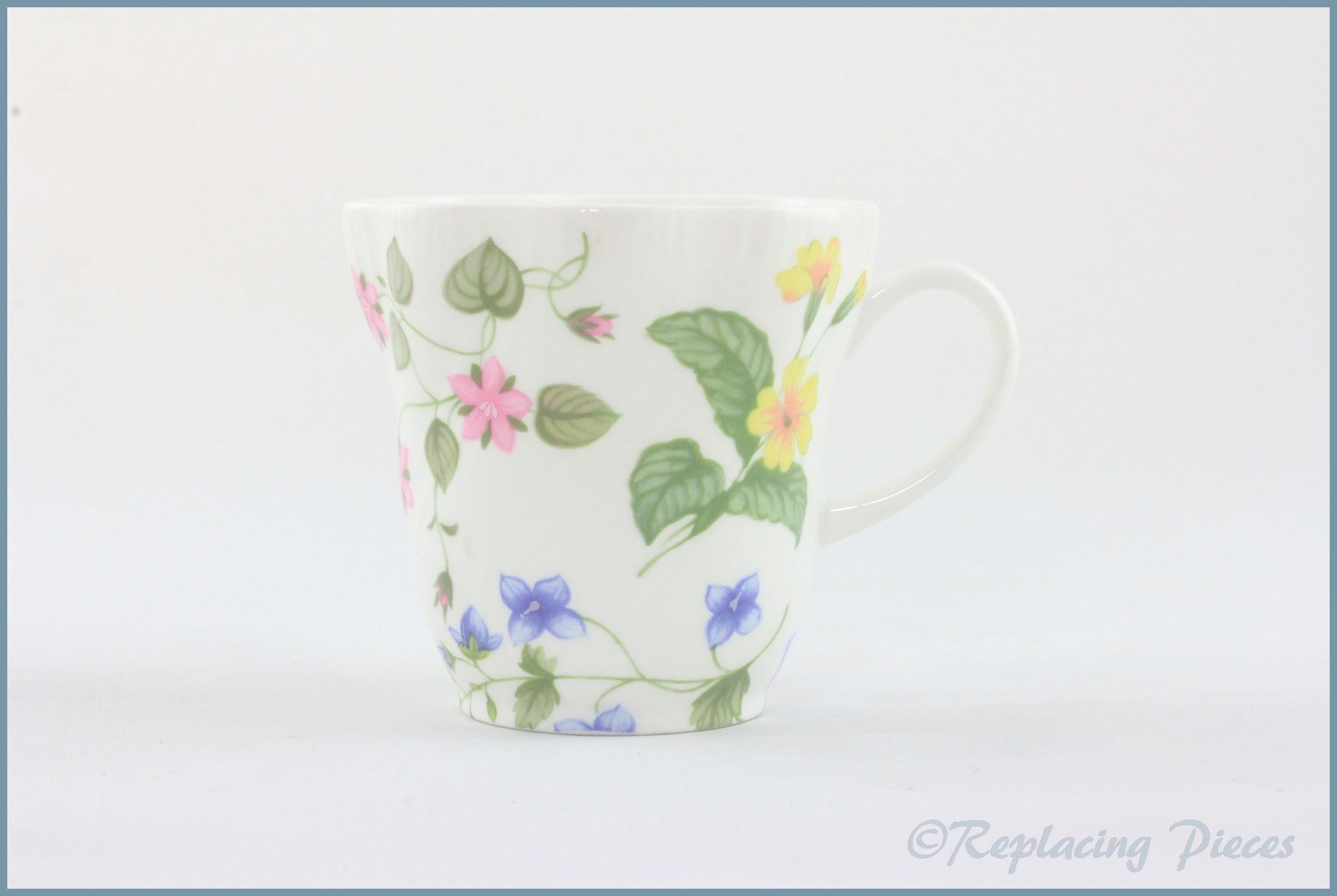 Queens - Country Meadow - Tall Teacup / Mini Mug