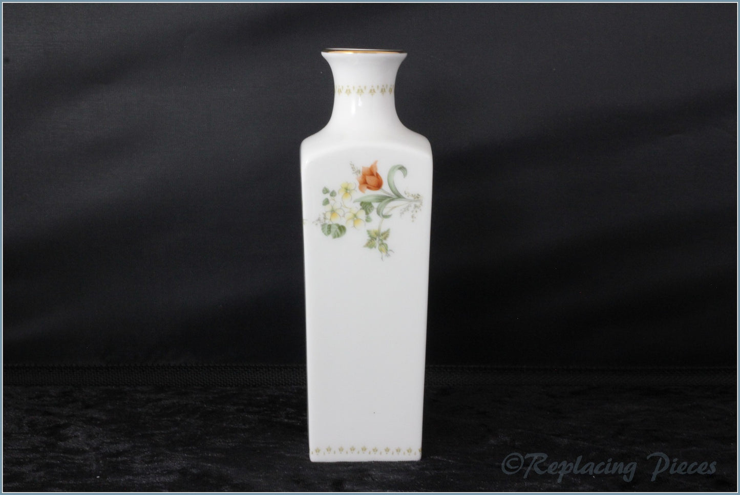 Wedgwood - Mirabelle (R4537) - Square Vase