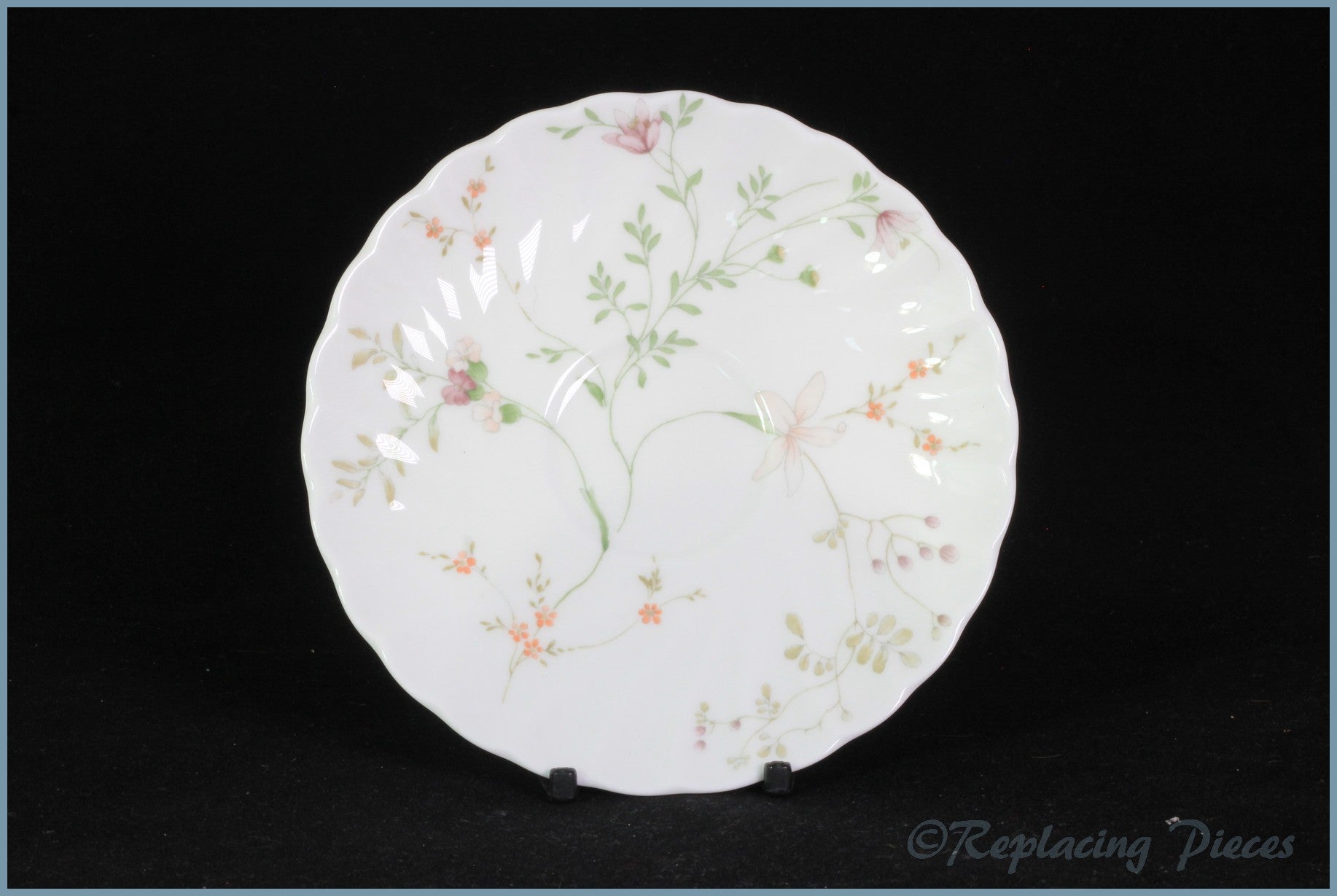 Wedgwood - Campion - Tea Saucer