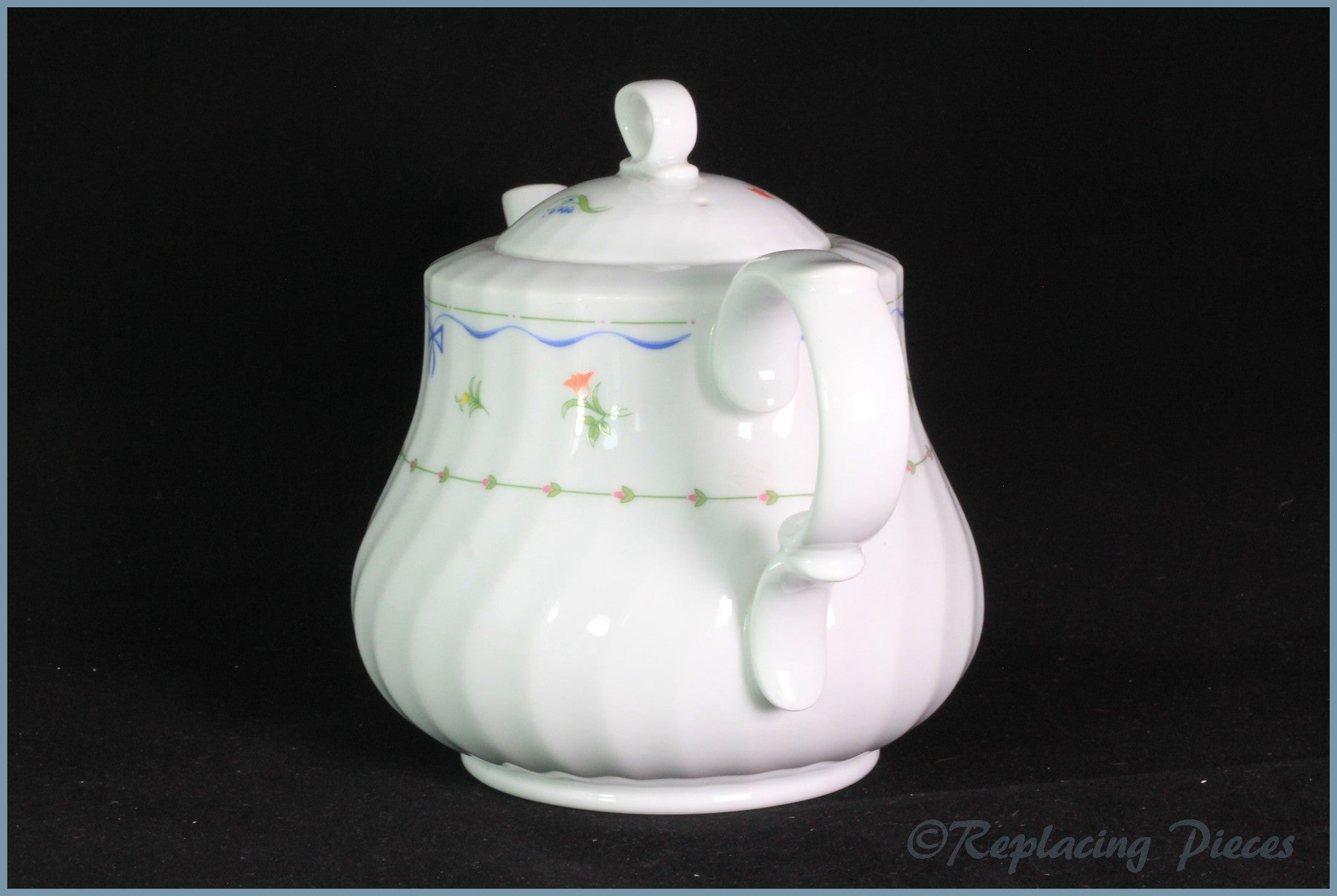 Royal Worcester - Ribbons & Bows - 2 Pint Teapot