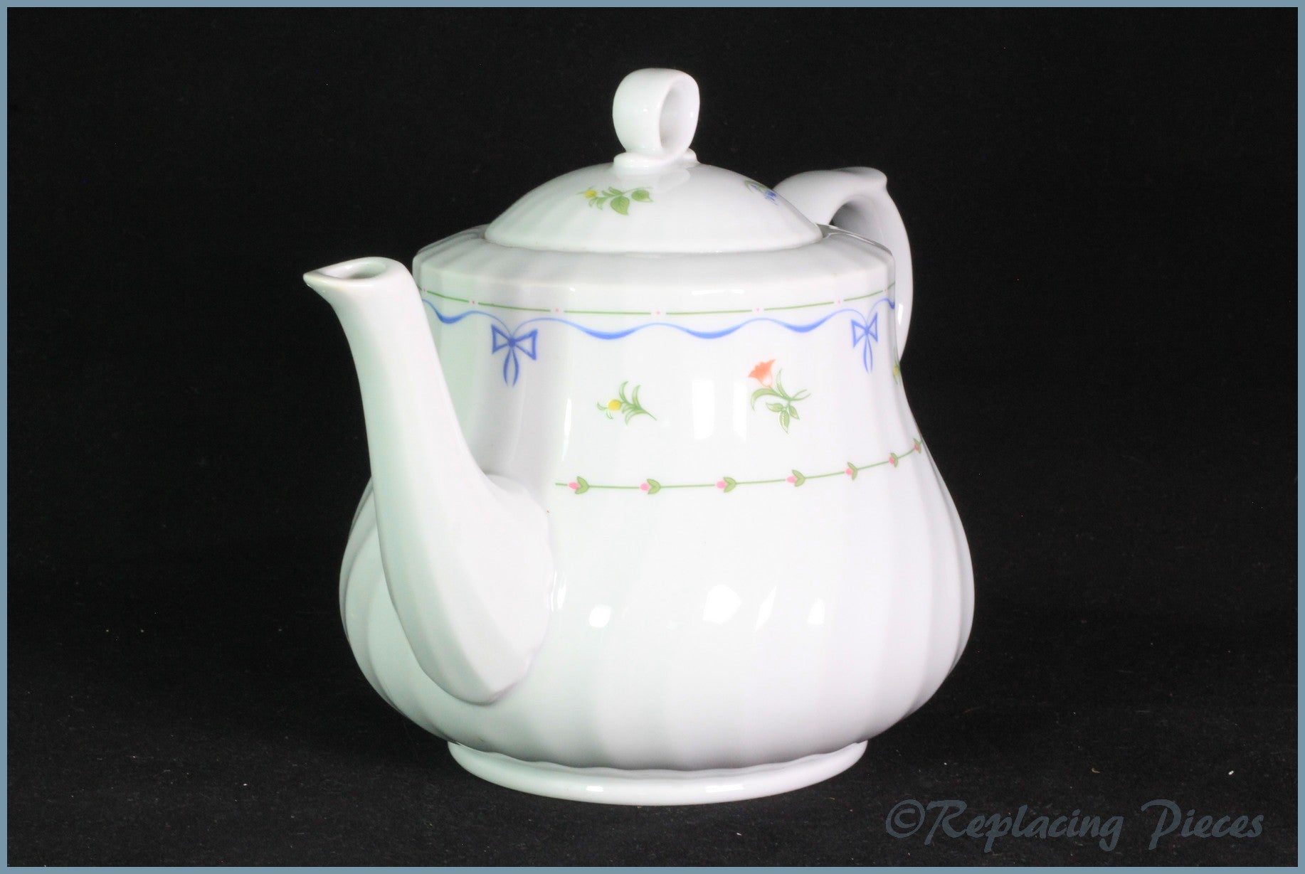 Royal Worcester - Ribbons & Bows - 2 Pint Teapot
