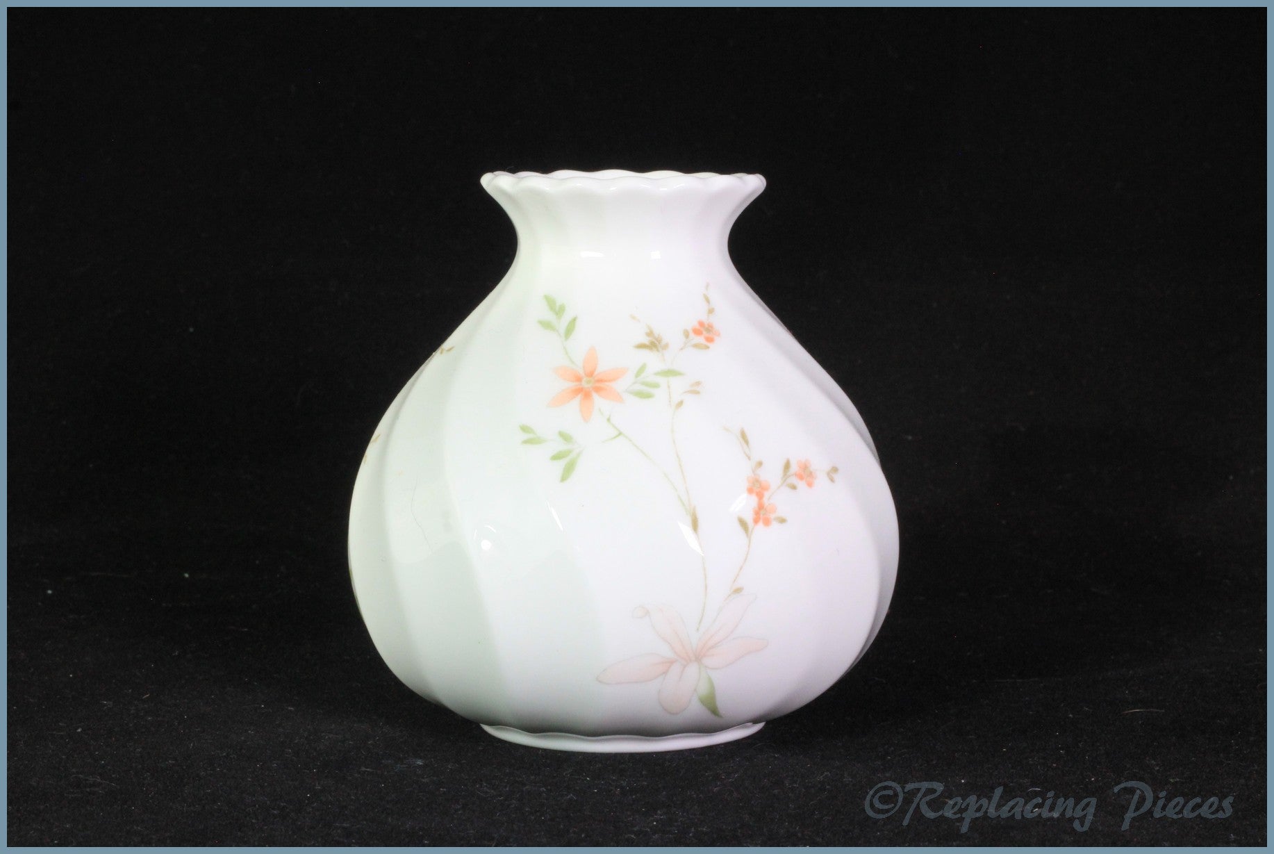 Wedgwood - Campion - Small Vase